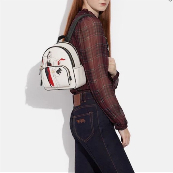 Disney X Coach Mini Court Backpack With Cruella Motif - Picture 2 of 13